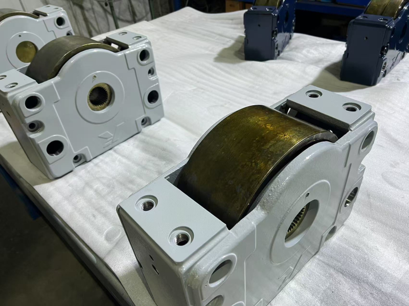 无轮缘主动轮箱